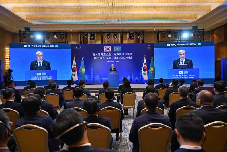 Almaty Business Development Company басқарма төрағасы А. Рамазан Қазақстан Республикасы мен Корея Республикасы арасындағы стратегиялық әріптестікті нығайтуға бағытталған Астана қаласындағы екі елдің мемлекет басшыларының қатысуымен өткен «қазақ-корей бизнес-форумына» барды