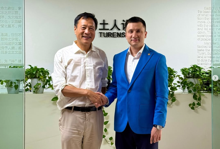 Beijing. Meeting with the founder of Turenscape, Kongjian Yu.