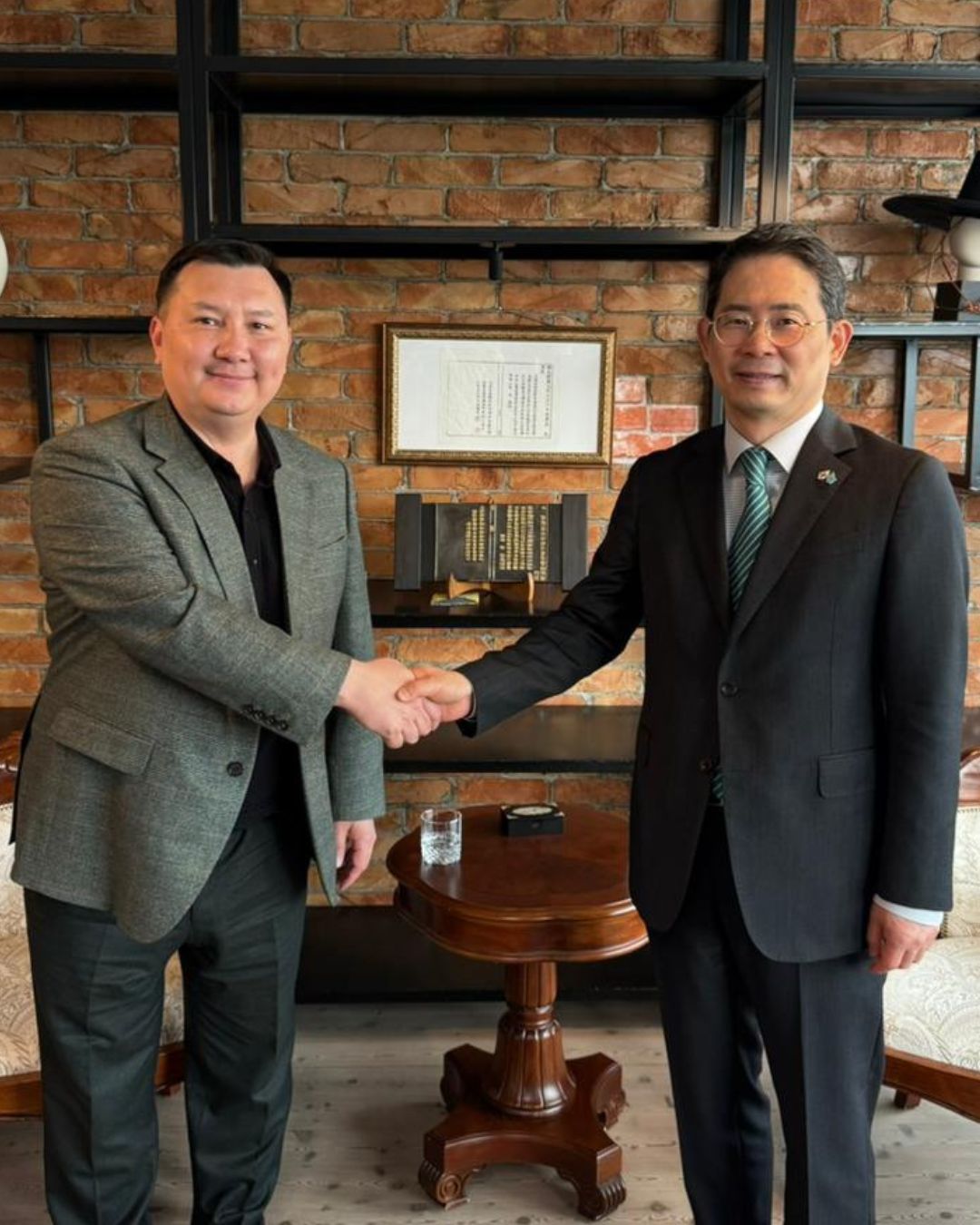 ВСТРЕЧА С ГЕНЕРАЛЬНЫМ КОНСУЛОМ РЕСПУБЛИКИ КОРЕЯ В АЛМАТЫ